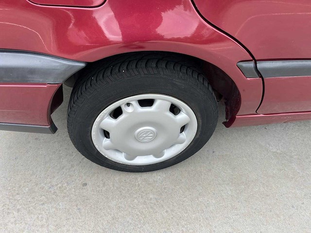 1996 volkswagen vento - oldtimer - afbeelding 19 van  20