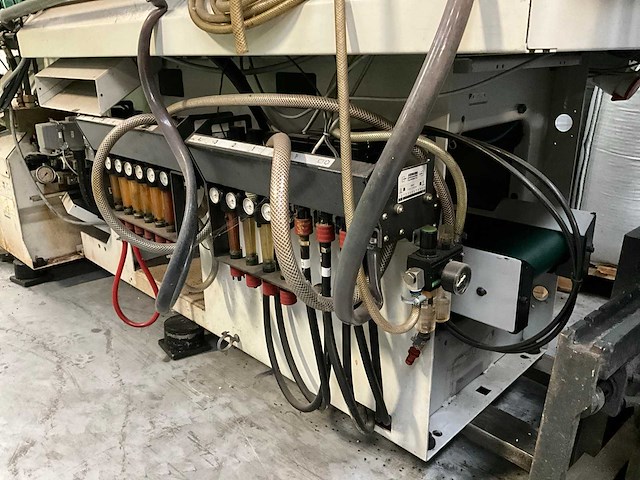 1997 arburg allrounder 320 s kunststof spuitgietmachine - afbeelding 18 van  23