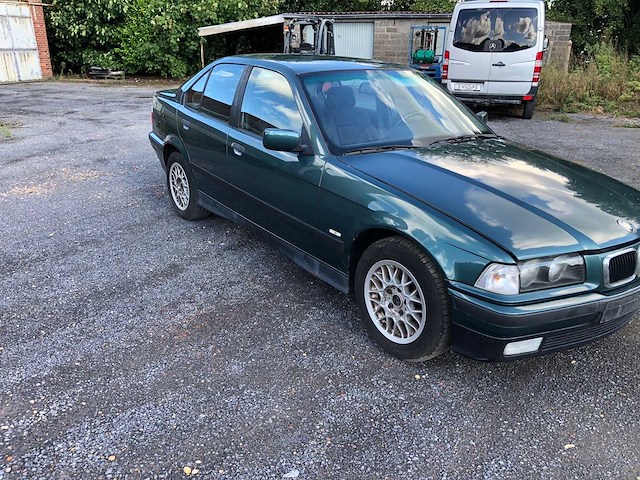 1997 bmw 318i personenauto - afbeelding 14 van  18