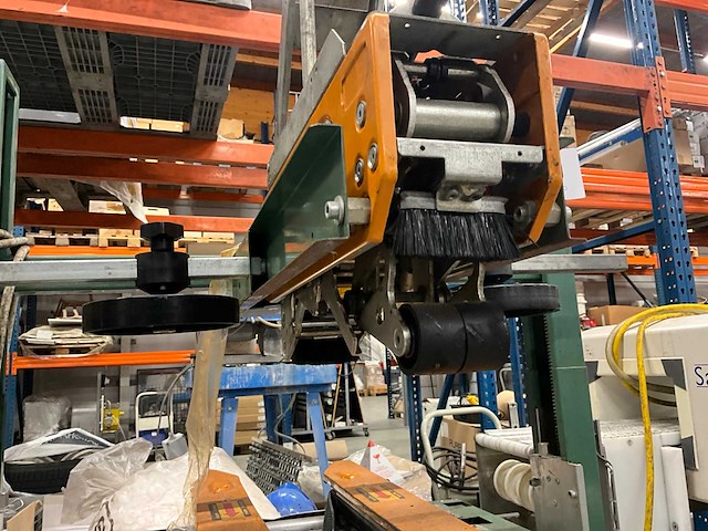 1997 comarme gem-45 dozensluitmachine - afbeelding 8 van  11