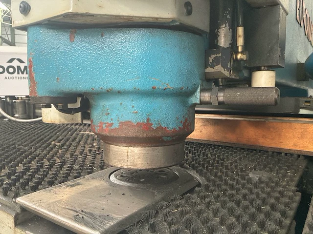 1997 euromac cx 1000/30 cnc pons- en nibbelmachine. - afbeelding 2 van  17