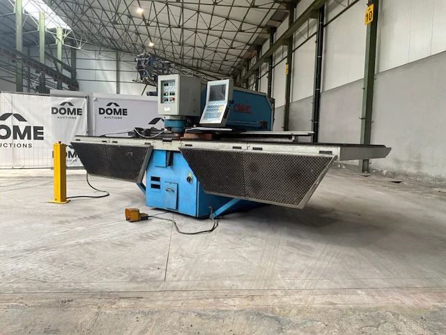 1997 euromac cx 1000/30 cnc pons- en nibbelmachine. - afbeelding 10 van  17