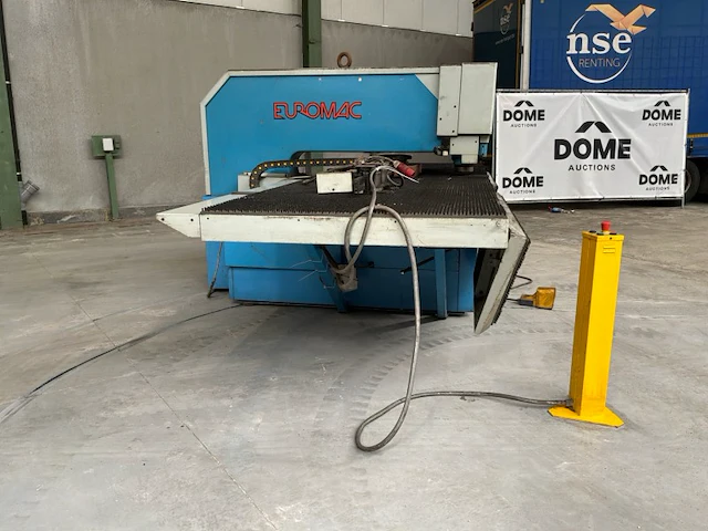 1997 euromac cx 1000/30 cnc pons- en nibbelmachine. - afbeelding 12 van  17