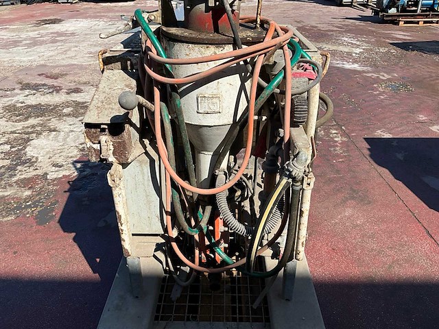 1997 hama hg4 vwp pleisterspuitmachine - afbeelding 12 van  12