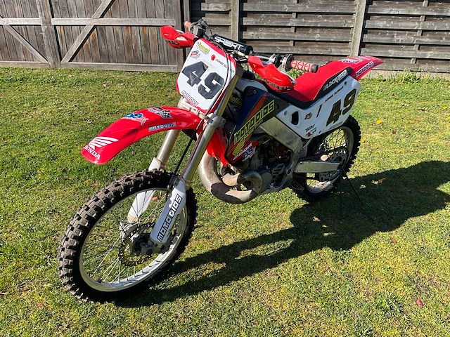 1997 honda cr250 crossmotor - afbeelding 1 van  31