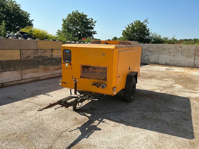 1997 ingersoll-rand vhp400wcat getrokken luchtcompressor - afbeelding 5 van  7
