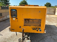 1997 ingersoll-rand vhp400wcat getrokken luchtcompressor - afbeelding 10 van  14