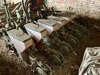 1997 kuhn precisiezaaimachine - afbeelding 15 van  19