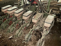 1997 kuhn precisiezaaimachine - afbeelding 17 van  19