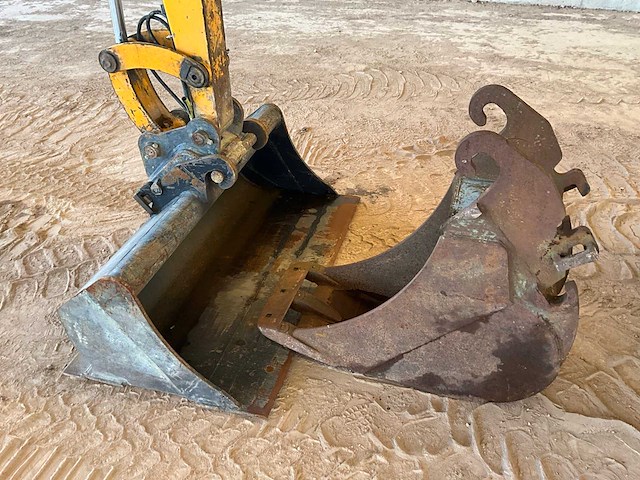 1997 libra 150s rupsgraafmachine - afbeelding 2 van  16