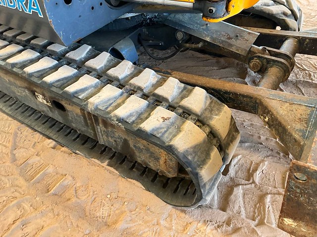 1997 libra 150s rupsgraafmachine - afbeelding 5 van  16
