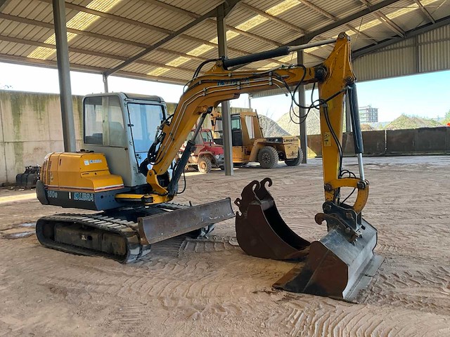 1997 libra 150s rupsgraafmachine - afbeelding 13 van  16