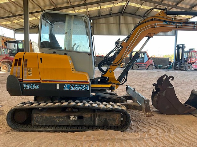 1997 libra 150s rupsgraafmachine - afbeelding 14 van  16