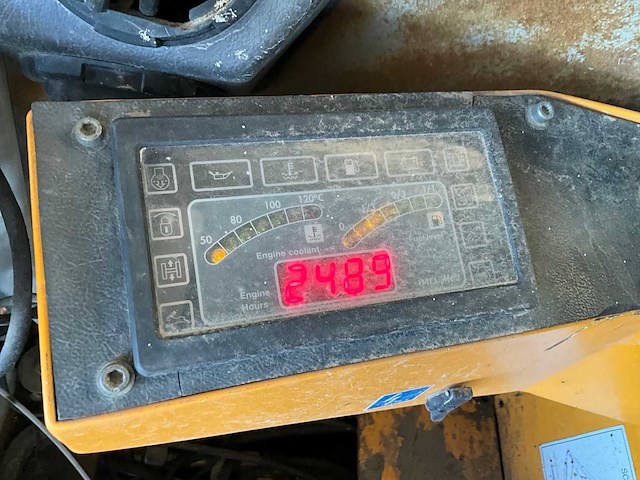 1997 libra 150s rupsgraafmachine - afbeelding 14 van  22