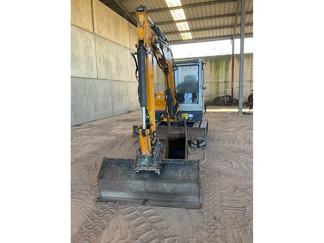 1997 libra 150s rupsgraafmachine - afbeelding 16 van  22