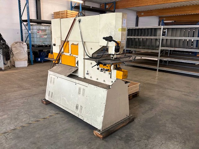 1997 lvd hyd 8050 pons- en knipmachine - afbeelding 1 van  9