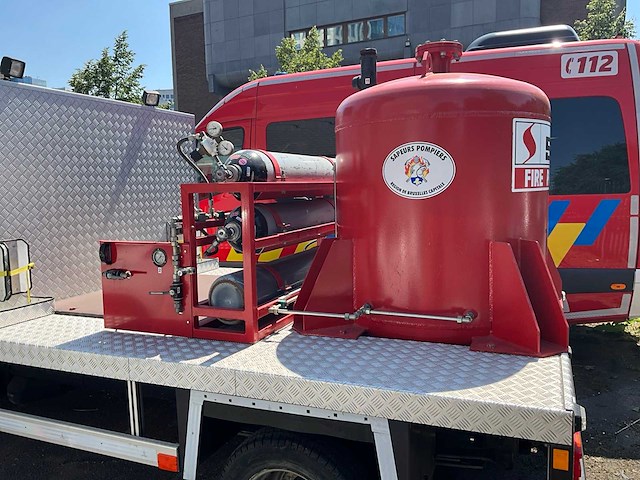 1997 mercedes-benz tn 412 de brandweerwagen - afbeelding 7 van  31