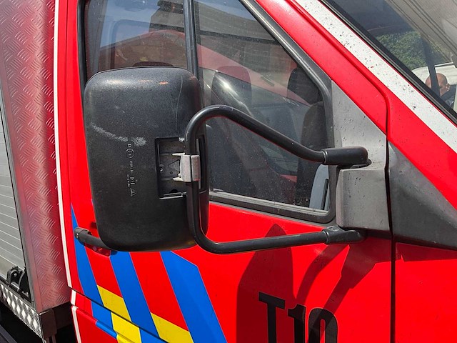 1997 mercedes-benz tn 412 de brandweerwagen - afbeelding 21 van  31