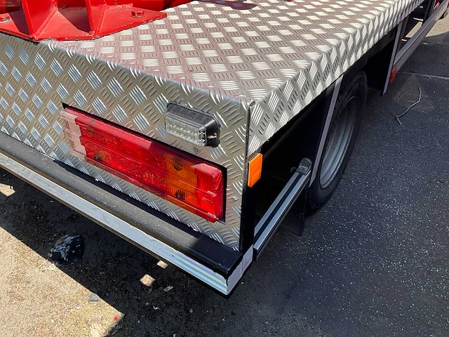 1997 mercedes-benz tn 412 de brandweerwagen - afbeelding 24 van  31