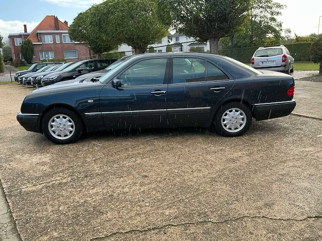 1997 mercedes e230 elegance personenauto - afbeelding 12 van  26