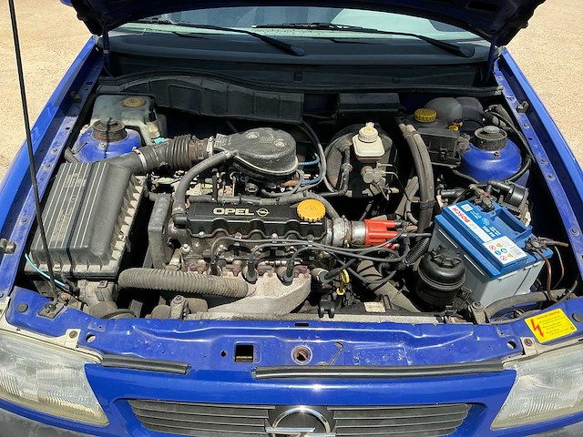 1997 opel astra t92 personenauto - afbeelding 15 van  24