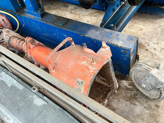 1997 pft g4 pft g4 pleistermachine met aanhangwagen en toebehoren - afbeelding 16 van  47