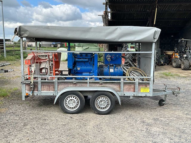1997 pft g4 pft g4 pleistermachine met aanhangwagen en toebehoren - afbeelding 44 van  47