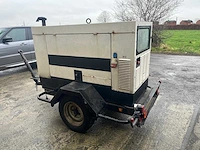 1997 sdmo ds15 nm sdmo generatorset ds15 nm – 15 kva – diesel – trailer gemonteerd - afbeelding 8 van  12