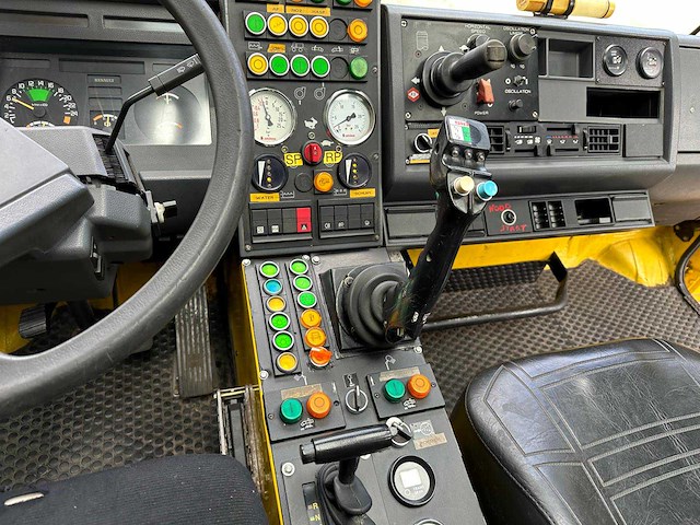 1997 sides vma 105/s 2000 b 6x6 crash tender vrachtwagen - afbeelding 25 van  27