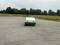 1997 tennant 355 zelfrijdende veegmachine - afbeelding 21 van  35