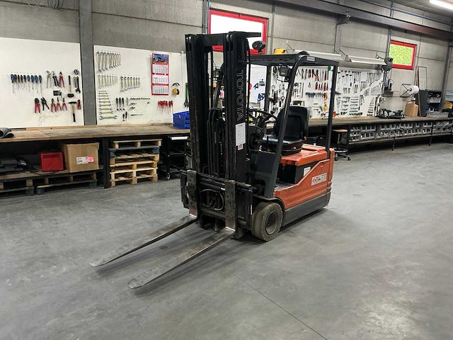 1997 toyota 5fbe18 vorkheftruck - afbeelding 1 van  15