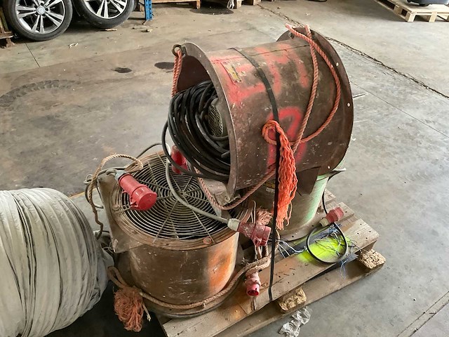 1997 triple a fans ventilator (3x) - afbeelding 1 van  3