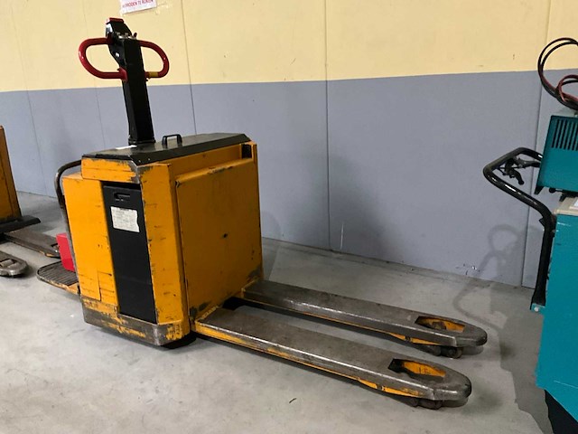 1997 vestergaard sl22i elektrische palletwagen - afbeelding 1 van  13