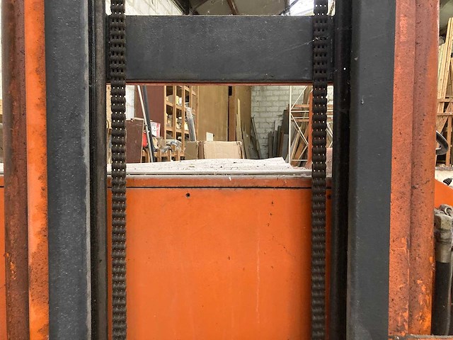 1998 - heftruck - afbeelding 2 van  16