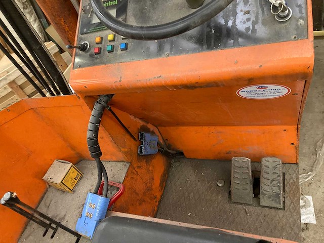 1998 - heftruck - afbeelding 13 van  16