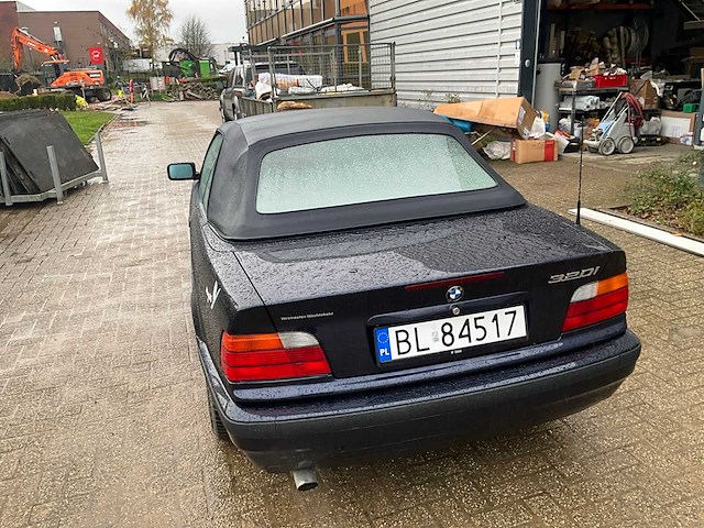 1998 bmw 320i personenauto - afbeelding 23 van  28