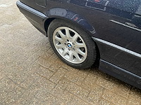 1998 bmw 320i personenauto - afbeelding 26 van  28
