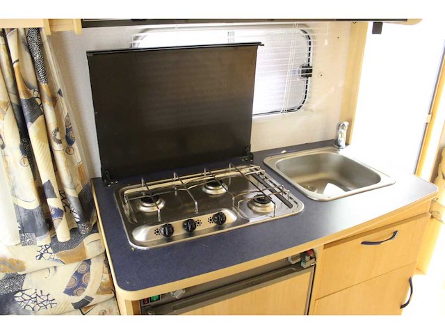 1998 caravelair 395td 395td caravan - afbeelding 13 van  25