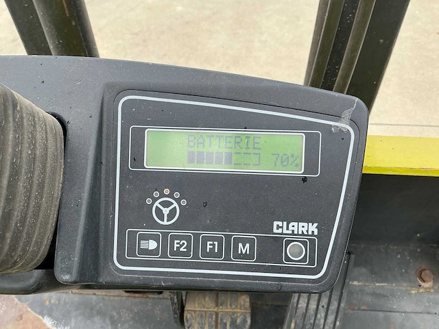 1998 clark ctm12s vorkheftruck - afbeelding 9 van  14