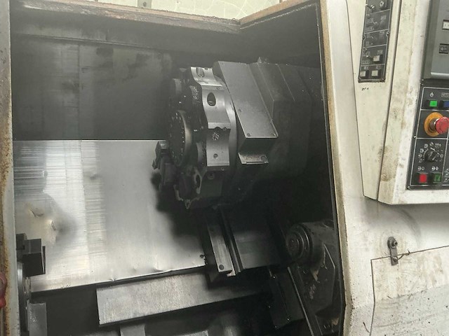 1998 daewoo puma 250mb cnc-draaibank - afbeelding 3 van  6