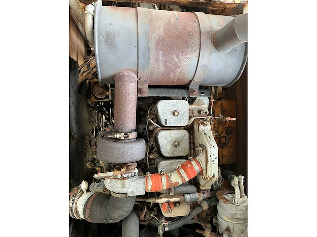 1998 hyundai robex-130w banden graafmachine - afbeelding 42 van  45