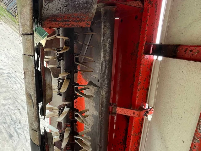 1998 kuhn maaier-conditioner diverse landbouwproducten - afbeelding 10 van  10