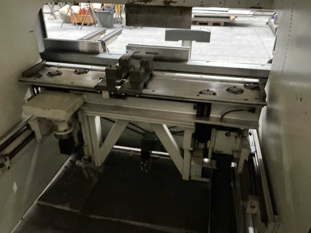 1998 lvd ppeb 80/20 cnc-kantbank - afbeelding 15 van  16