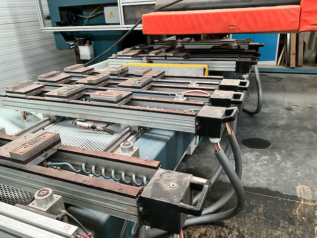 1998 masterwood project 330-t cnc glasbewerkingscentra - afbeelding 16 van  19