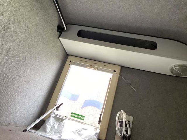 1998 mercedes-benz vario truck 366000km - afbeelding 8 van  25