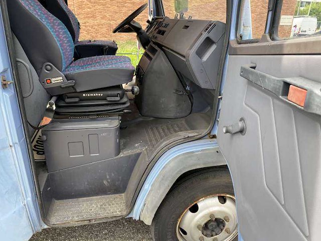 1998 mercedes-benz vario truck 366000km - afbeelding 17 van  25