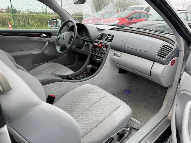 1998 mercedes clk200 personenauto - afbeelding 9 van  31