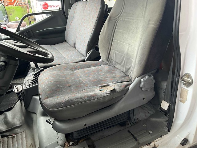 1998 mitsubishi canter depannagewagen / takelwagen - 7 plaatsen - functioneel - afbeelding 32 van  51