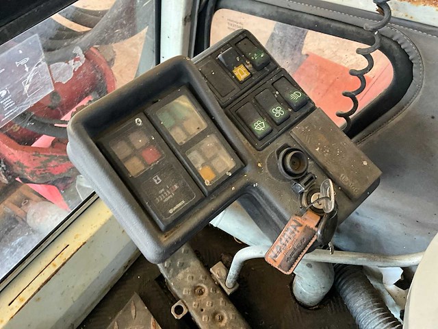 1998 neuson 5001 rdv rupsgraafmachine - afbeelding 16 van  27