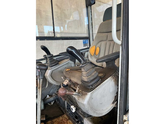 1998 neuson 5001 rdv rupsgraafmachine - afbeelding 13 van  27
